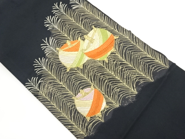 Nagoya obi woven with thin thread winding pattern